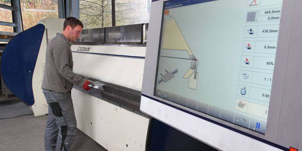 mbs_unternehmen_produktion_maschine2_original